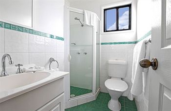 South Coast Retreat - Accommodation in Surfers Paradise 2
