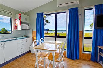 South Coast Retreat - Accommodation in Surfers Paradise 4