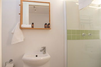 South Coast Retreat - Accommodation in Surfers Paradise 45