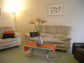 Australian Home Away Ringwood @ Bardia - Accommodation in Surfers Paradise 26