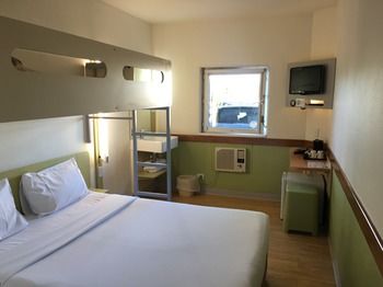 Ibis Budget Campbelltown - Accommodation in Surfers Paradise 5