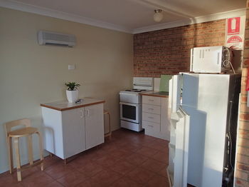 Dungowan Waterfront Apartments - Accommodation in Surfers Paradise 22