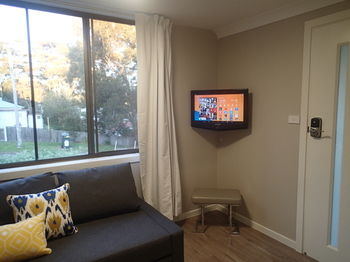 Dungowan Waterfront Apartments - Accommodation in Surfers Paradise 59