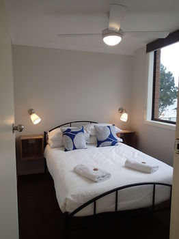 Dungowan Waterfront Apartments - Accommodation in Surfers Paradise 89