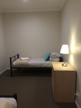 Dungowan Waterfront Apartments - Accommodation in Surfers Paradise 108
