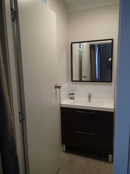 Dungowan Waterfront Apartments - Accommodation in Surfers Paradise 130