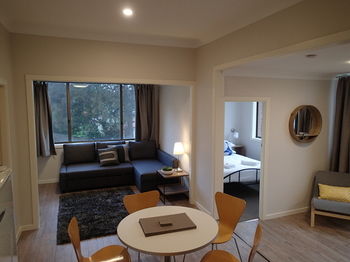 Dungowan Waterfront Apartments - Accommodation in Surfers Paradise 135