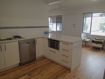 Dungowan Waterfront Apartments - Accommodation in Surfers Paradise 155