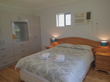 Dungowan Waterfront Apartments - Accommodation in Surfers Paradise 175