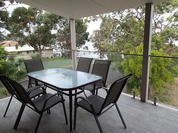 Dungowan Waterfront Apartments - Accommodation in Surfers Paradise 223