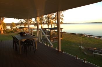 Dungowan Waterfront Apartments - Accommodation in Surfers Paradise 248