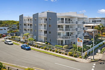 Sandy Shores Luxury Holiday Units - Accommodation in Surfers Paradise 0