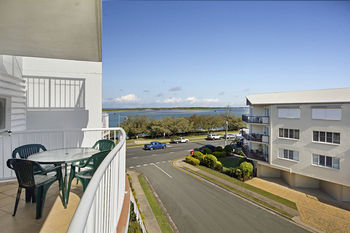 Sandy Shores Luxury Holiday Units - Accommodation in Surfers Paradise 4