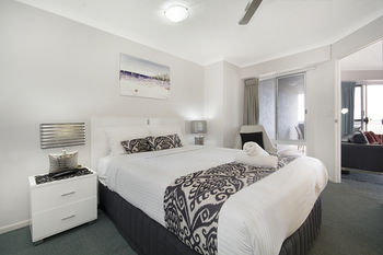 Sandy Shores Luxury Holiday Units - Accommodation in Surfers Paradise 14