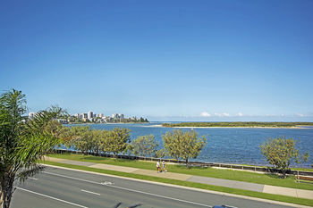 Sandy Shores Luxury Holiday Units - Accommodation in Surfers Paradise 20