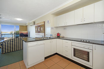 Sandy Shores Luxury Holiday Units - Accommodation in Surfers Paradise 23