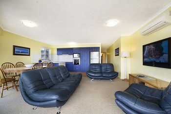 Sandy Shores Luxury Holiday Units - Accommodation in Surfers Paradise 32