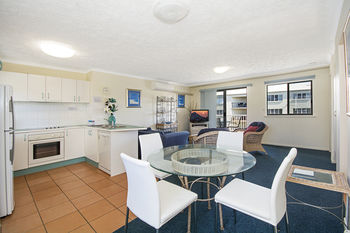 Sandy Shores Luxury Holiday Units - Accommodation in Surfers Paradise 52