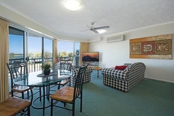 Sandy Shores Luxury Holiday Units - Accommodation in Surfers Paradise 68