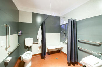 The Retreat At Froog-Moore Park - Accommodation in Surfers Paradise 29