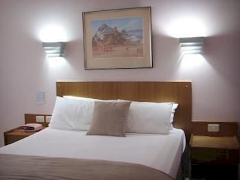 Tamwell Motel And Coffee Lounge - Accommodation in Surfers Paradise 1