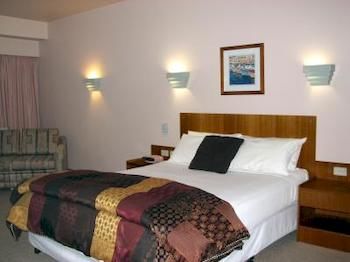 Tamwell Motel And Coffee Lounge - Accommodation in Surfers Paradise 3