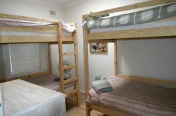 Culburra Beach House - Accommodation in Surfers Paradise 1