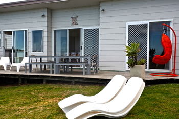 Culburra Beach House - Accommodation in Surfers Paradise 27