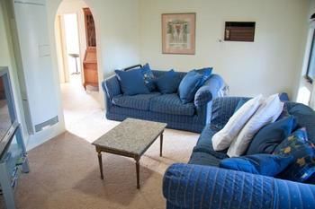 Yarra Glen Racecourse Apartments - Accommodation in Surfers Paradise 6