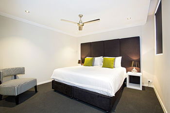 Astina Serviced Apartments - Parkside - Accommodation in Surfers Paradise 3