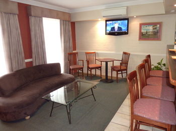 Best Western Coachman's Inn Motel - Accommodation in Surfers Paradise 2