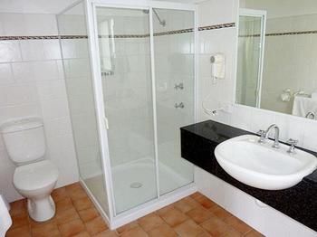 Best Western Coachman's Inn Motel - Accommodation in Surfers Paradise 12
