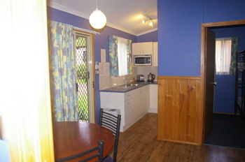 Jervis Bay Cabins - Accommodation in Surfers Paradise 7