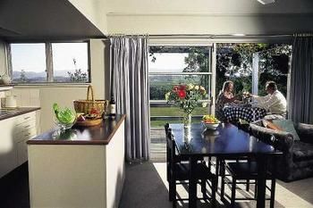Vineyard Hill - Accommodation in Surfers Paradise 2