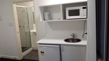 Cityview Studio Accommodation - Accommodation in Surfers Paradise 6