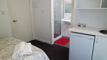 Cityview Studio Accommodation - Accommodation in Surfers Paradise 29