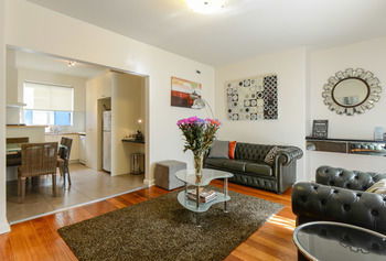Brunswick Vibe - Accommodation in Surfers Paradise 8