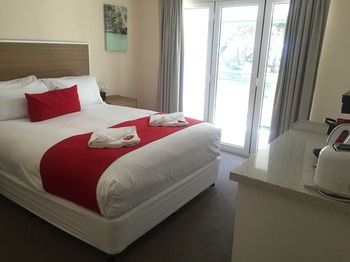Huskisson Beach Bed And Breakfast - Accommodation in Surfers Paradise 38