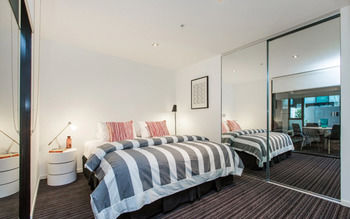 Apartment2c - Parkside - Accommodation in Surfers Paradise 1