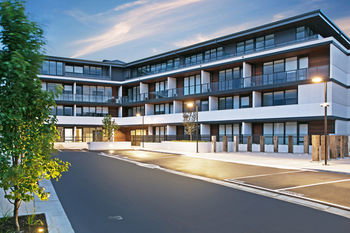 CAMPUS - Accommodation in Surfers Paradise 1