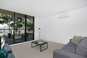 CAMPUS - Accommodation in Surfers Paradise 13