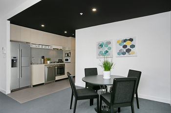 CAMPUS - Accommodation in Surfers Paradise 18