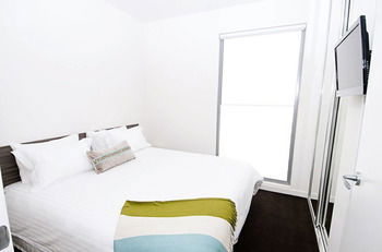 Position Perfect - Accommodation in Surfers Paradise 11