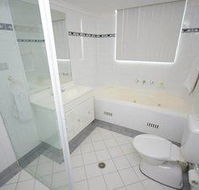 North Ryde 48 Font Furnished Apartment - Accommodation in Surfers Paradise