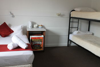 Hotel Beach House Nambour - Accommodation in Surfers Paradise 4