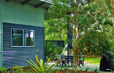 Art House Accommodation - Accommodation in Surfers Paradise 1