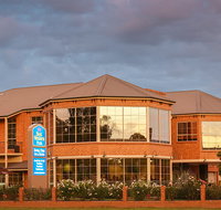 Best Western Plus Hovell Tree Inn - Accommodation in Surfers Paradise