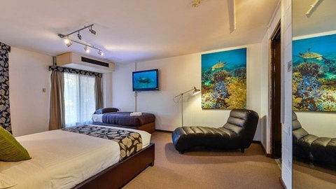 BEST WESTERN Sea Breeze Resort - Accommodation in Surfers Paradise 1