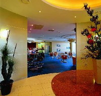 Shoreline Hotel - Accommodation in Surfers Paradise