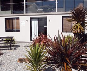 Beach Apartments - Accommodation in Surfers Paradise 4